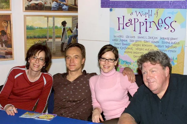 Jane Kaczmarek, Bradley Whitford, Lisa Loeb and George Wendt — Stock Photo, Image