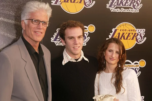 Ted Danson, Charlie McDowell and Leah — Stock Photo, Image