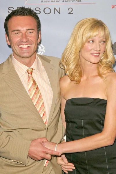 Julian mcmahon i joely richardson — Zdjęcie stockowe