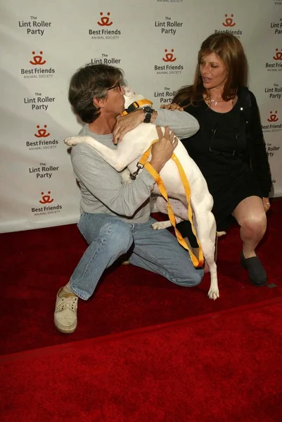 Eric Roberts e la moglie Eliza — Foto Stock