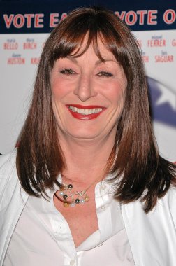 Anjelica Huston