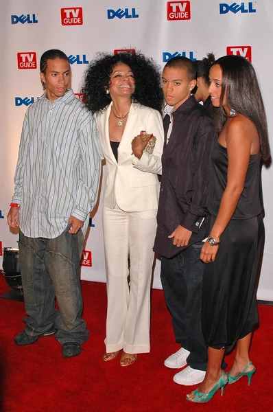 Diana Ross and family — Stock Photo, Image