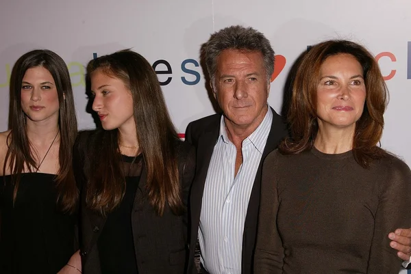 Dustin Hoffman and Family — Stock Photo, Image