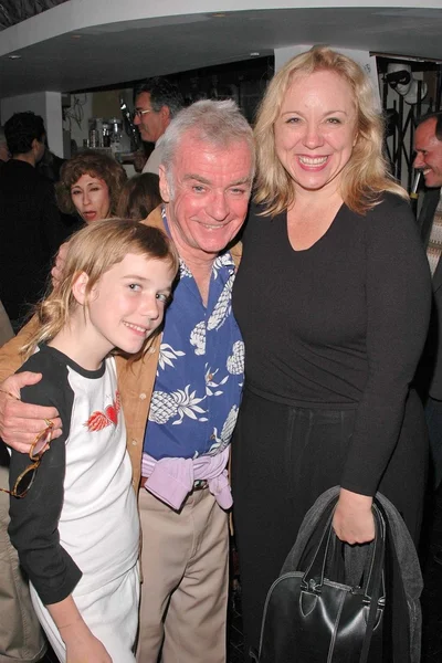 Diretor John Avildsen e sua filha Bridget com Brett Butler — Fotografia de Stock