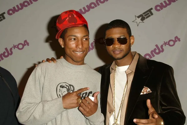 Pharrell Williams and Usher — Stock Photo, Image
