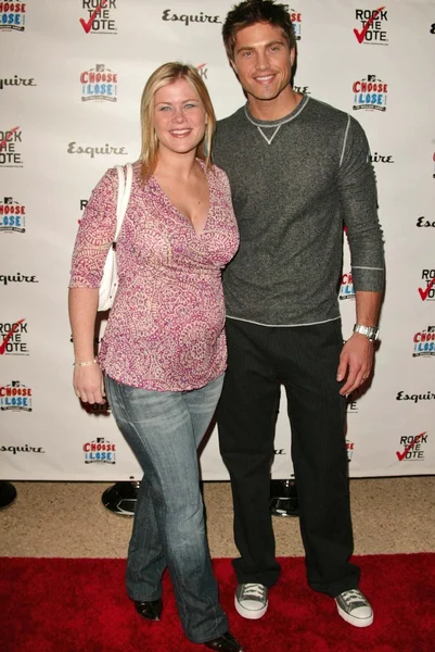 Alison sweeney en eric winter — Stockfoto