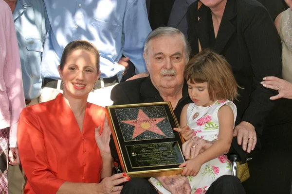 James Doohan com a esposa Wende e filha Sarah — Fotografia de Stock