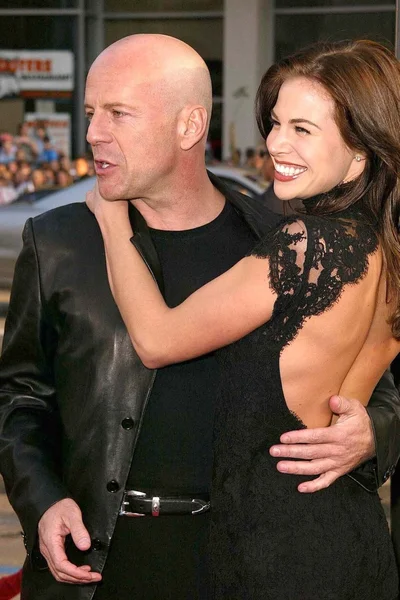 Brooke Burns e Bruce Willis — Fotografia de Stock