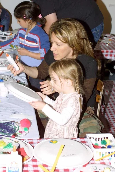 Joely Fisher and daughter Skylar — Stock Photo, Image