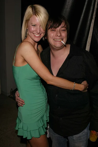 Linda rheinsch och edward furlong — Stockfoto