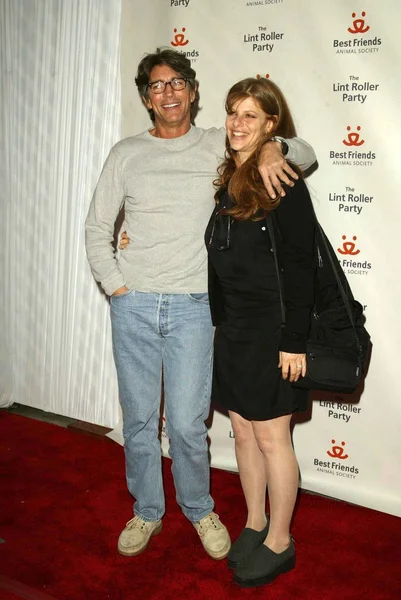 Eric Roberts e esposa Eliza — Fotografia de Stock