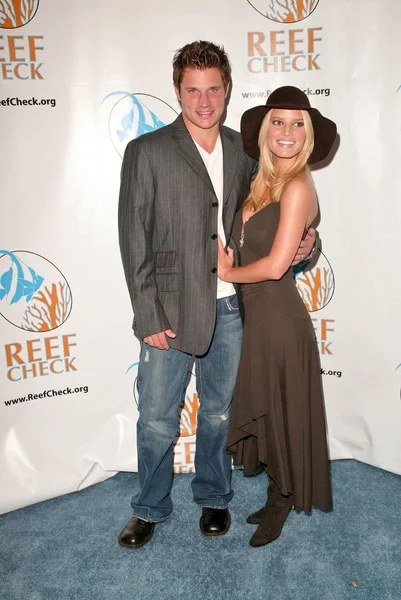 Nick Lachey and Jessica Simpson — Stock Photo, Image