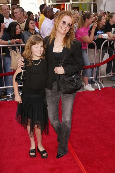 Lea thompson och dotter — Stockfoto