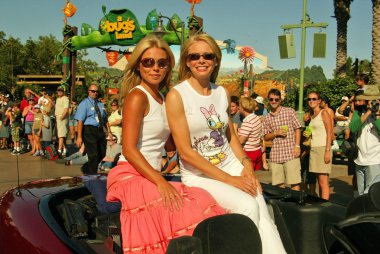 Kelly ripa ve inanç ford