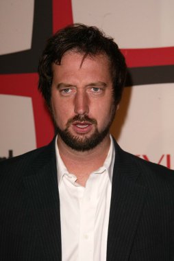 Tom yeşil