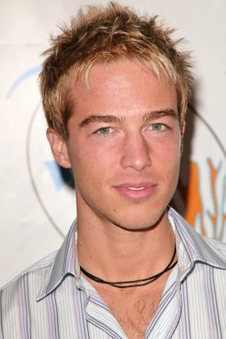 Ryan Carnes
