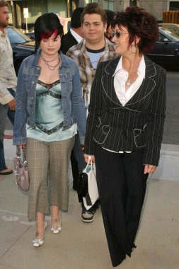 Kelly osbourne, jack osbourne ve sharon osbourne