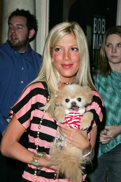 Tori Spelling — Zdjęcie stockowe