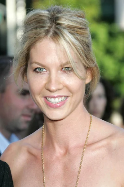 Jenna Elfman — Foto Stock