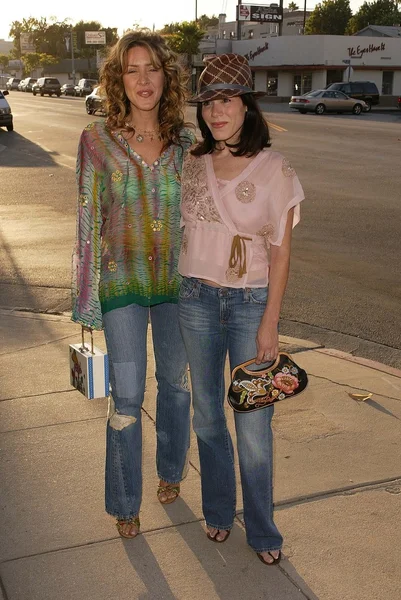 Joely fisher und tricia leigh fisher — Stockfoto