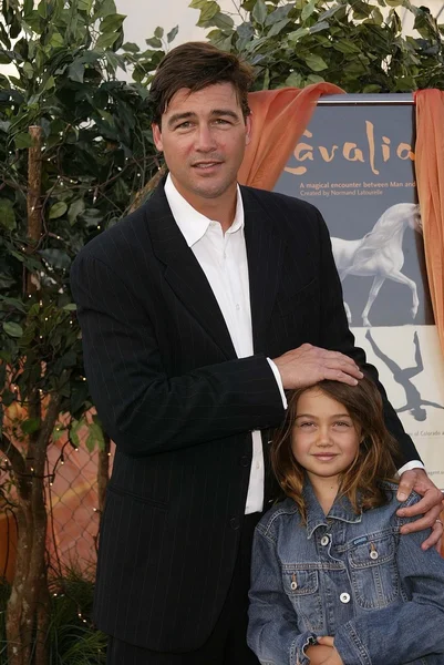Kyle Chandler e filha Sydney — Fotografia de Stock