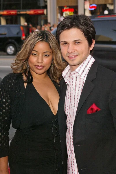 Freddy Rodriguez et sa femme Elsie — Photo