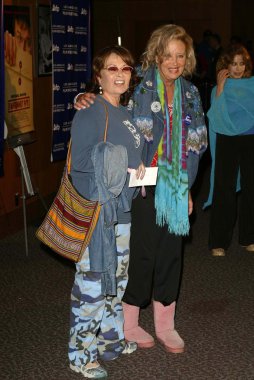 Roseanne ve sally kirkland