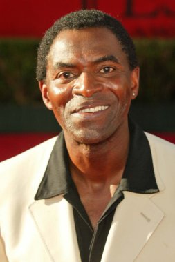 Carl Lumbly