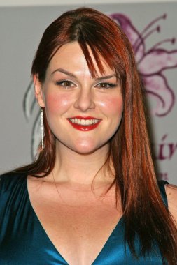 Sara Rue