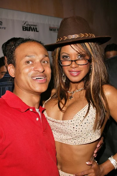 Clinton Wallace e Traci Bingham — Fotografia de Stock