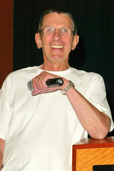 Leonard Nimoy — Stock Photo, Image