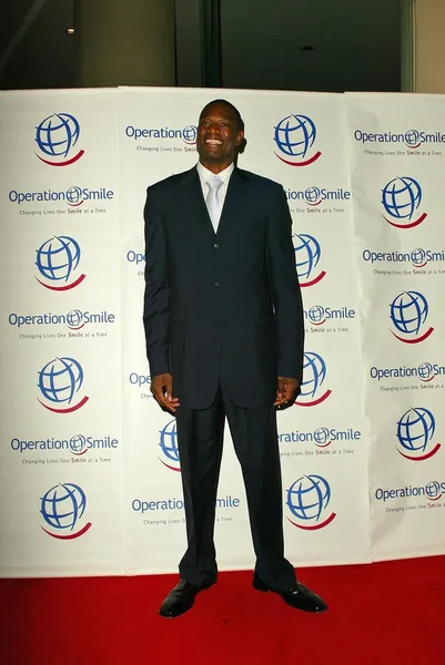 Dikembe Mutombo — Stok fotoğraf