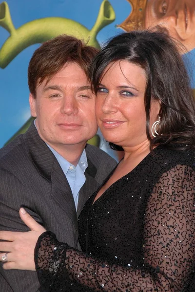 Mike myers en vrouw robin — Stockfoto