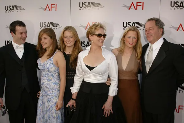 Meryl Streep and family — Stock Photo, Image