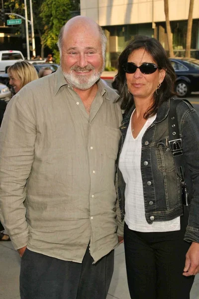 Rob Reiner and wife Michele — Stock Photo, Image