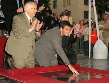 antonio banderas ve leron gubler ile Johnny hibe