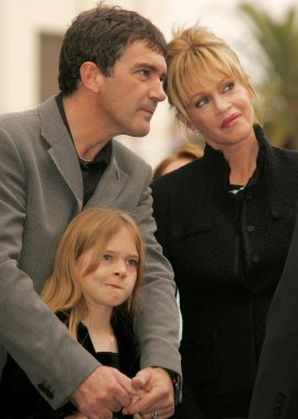 Antonio banderas ile melanie griffith ve stella banderas