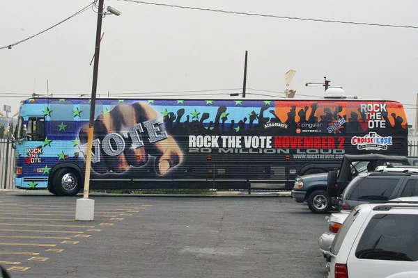 The Rock The Vote Tour Bus — Stok Foto