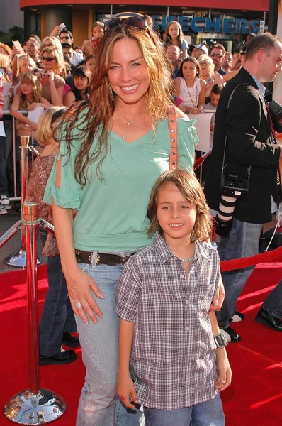 Krista Allen and son — Stock Photo, Image