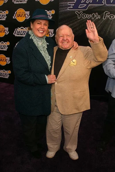 Mickey Rooney and wife Jan — Stock Photo, Image