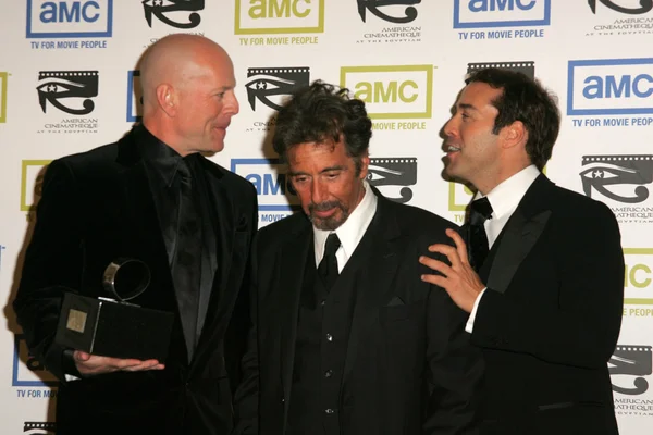 Bruce willis met al pacino en jeremy piven — Stockfoto