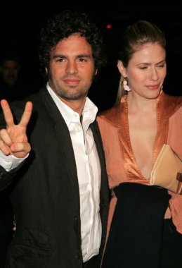 Sunrise coigney ve mark ruffalo