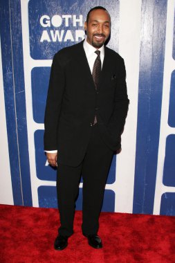 Jesse L. Martin