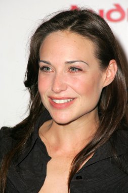 Claire Forlani