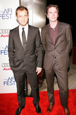 Jude law ve arkadaş
