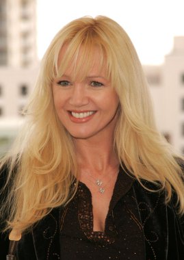 Julie Quinn