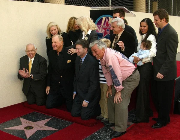 Wayne rogers en vrienden — Stockfoto