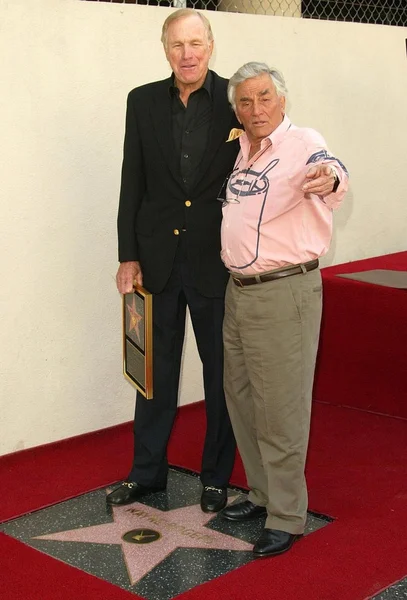 Wayne Rogers et Peter Falk — Photo