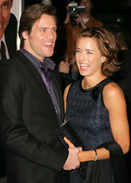 Jim carrey och tea leoni — Stockfoto