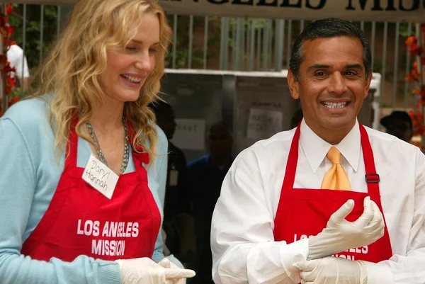 Daryl hannah i antonio villaraigosa — Zdjęcie stockowe